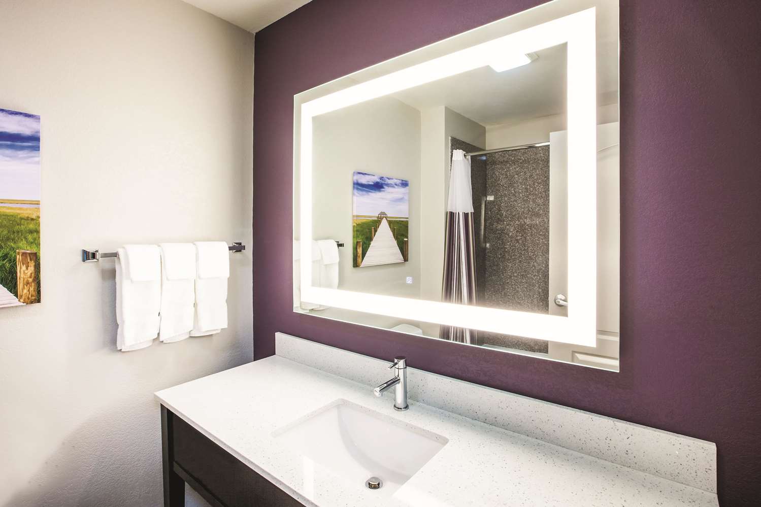 La Quinta Inn Suites By Wyndham Walker Denham Springs 17/22