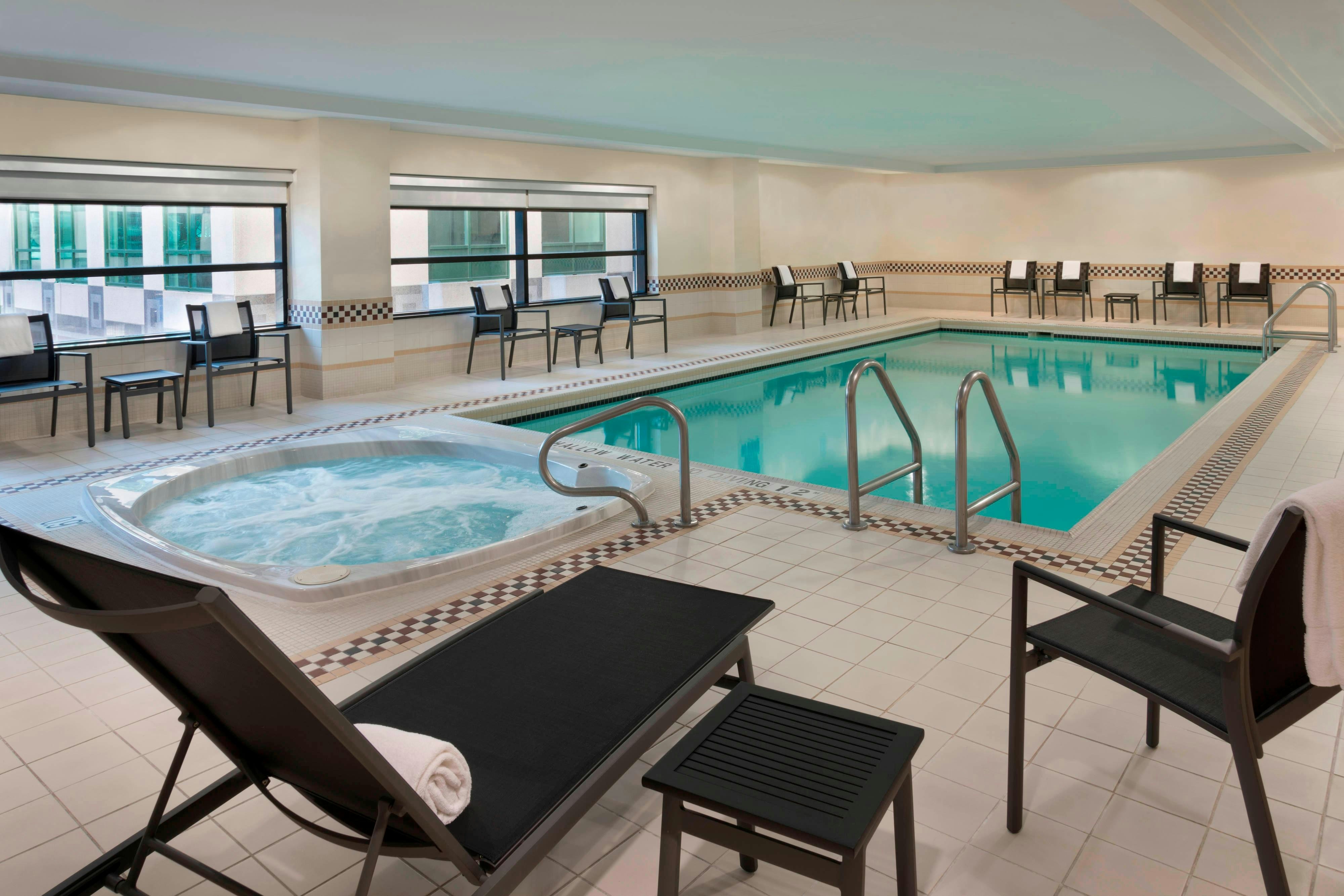 Residence Inn by Marriott Toronto Downtown/Entertainment District 6/26