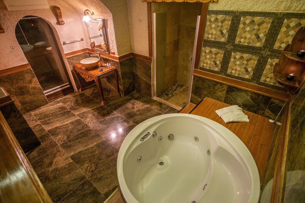 Hermes Cave Hotel 27/46