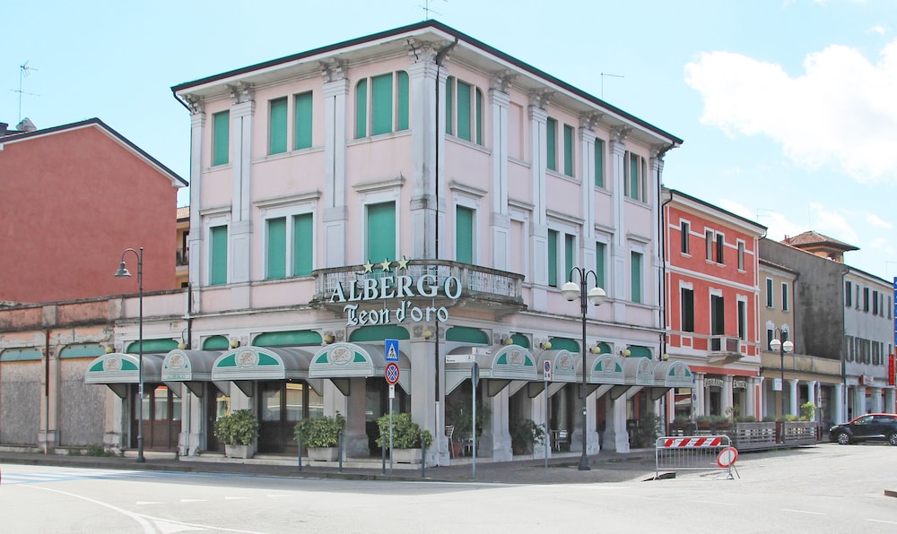 Albergo Leon D Oro 26/28