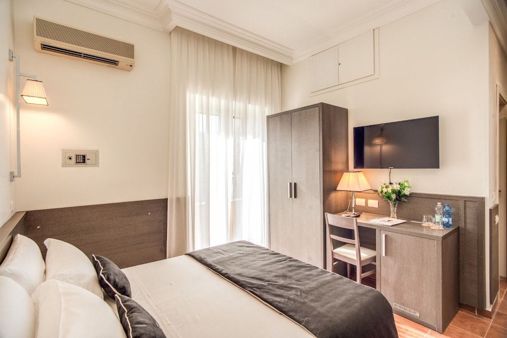 Hotel Mirti 3/22