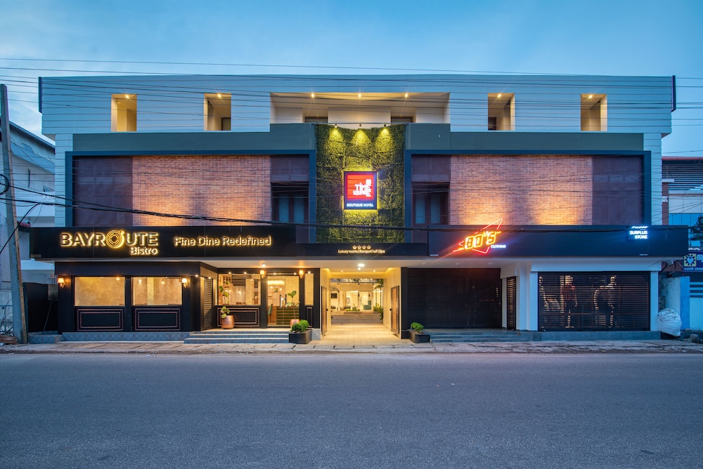 Time Square Boutique Hotel 2/30