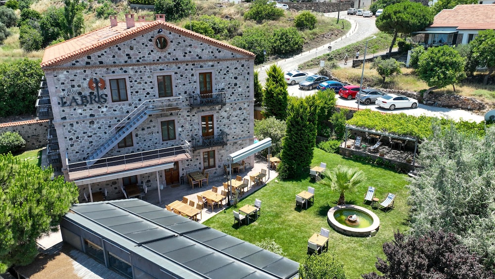 Cunda Labris Hotel 6/50