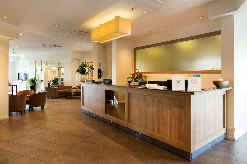 Lobby at Leonardo Hotel Lago di Garda - Wellness and Spa, LAZISE