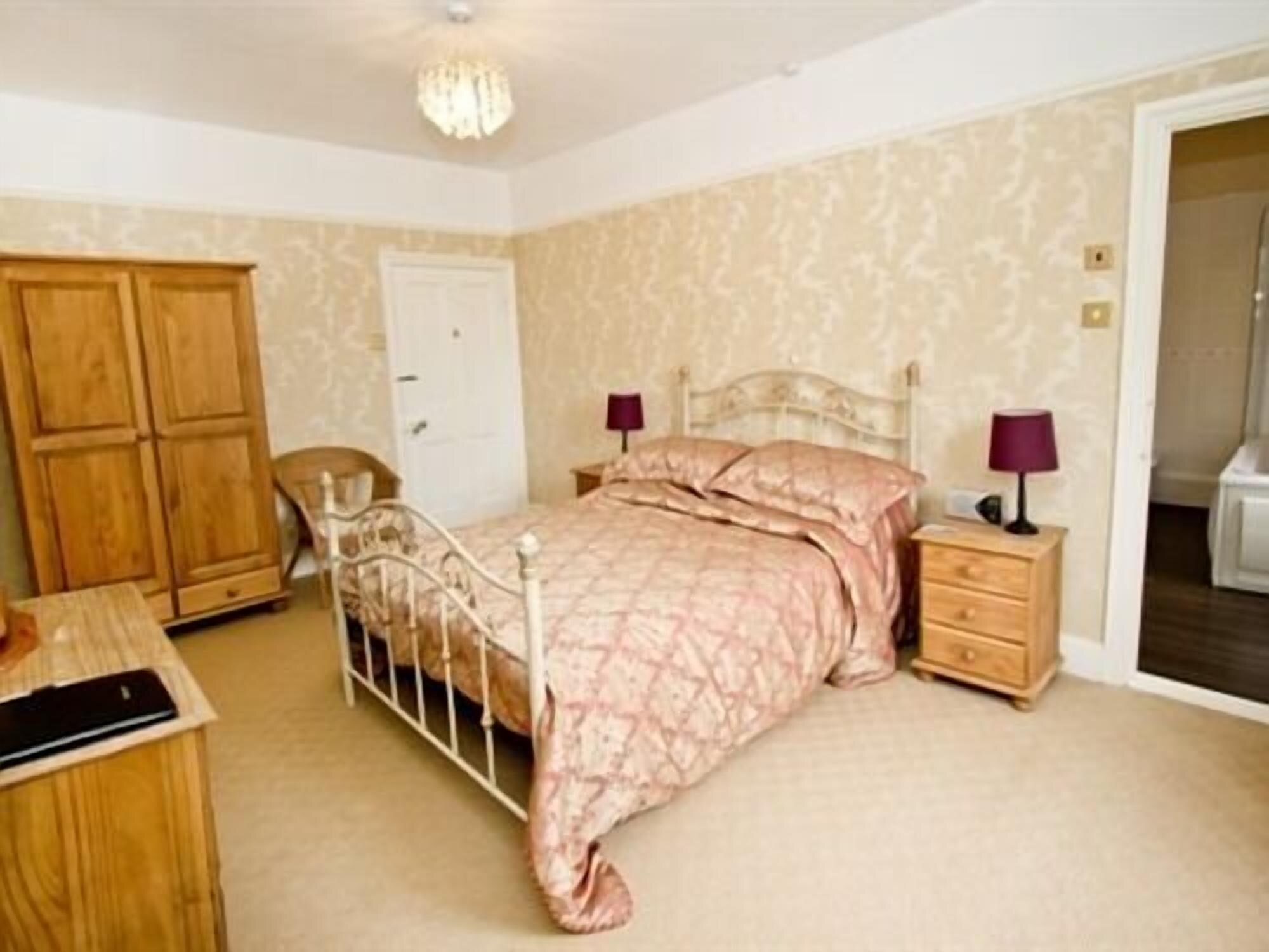 Bamboo, Double Bed
