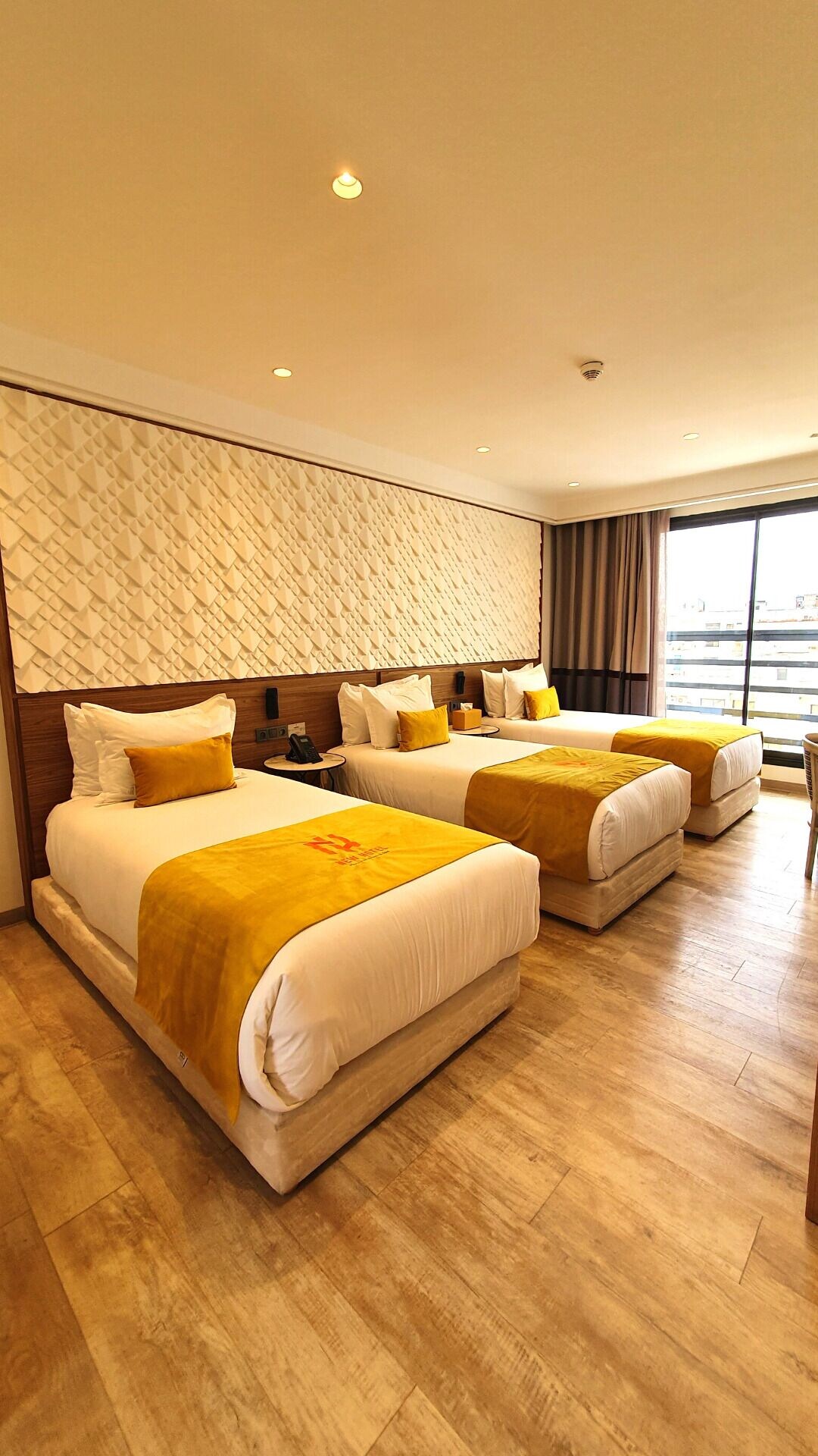 Deluxe Triple room