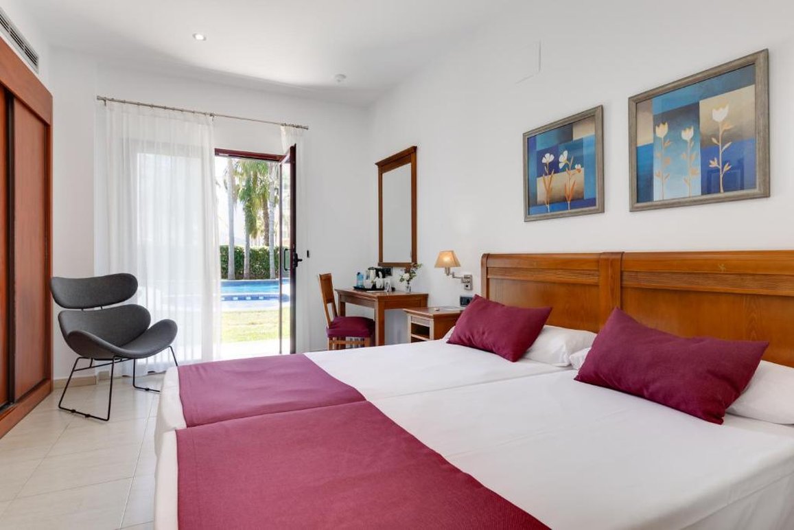 Hotel Daniya Denia 12/50