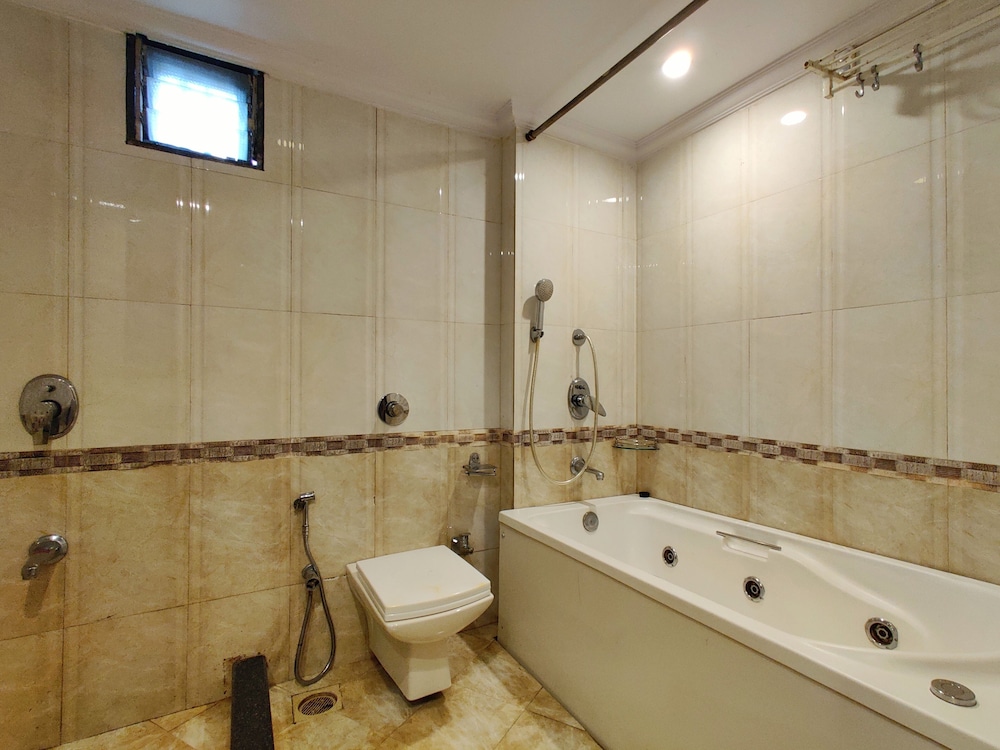 Hotel Pratap Heritage 50/50