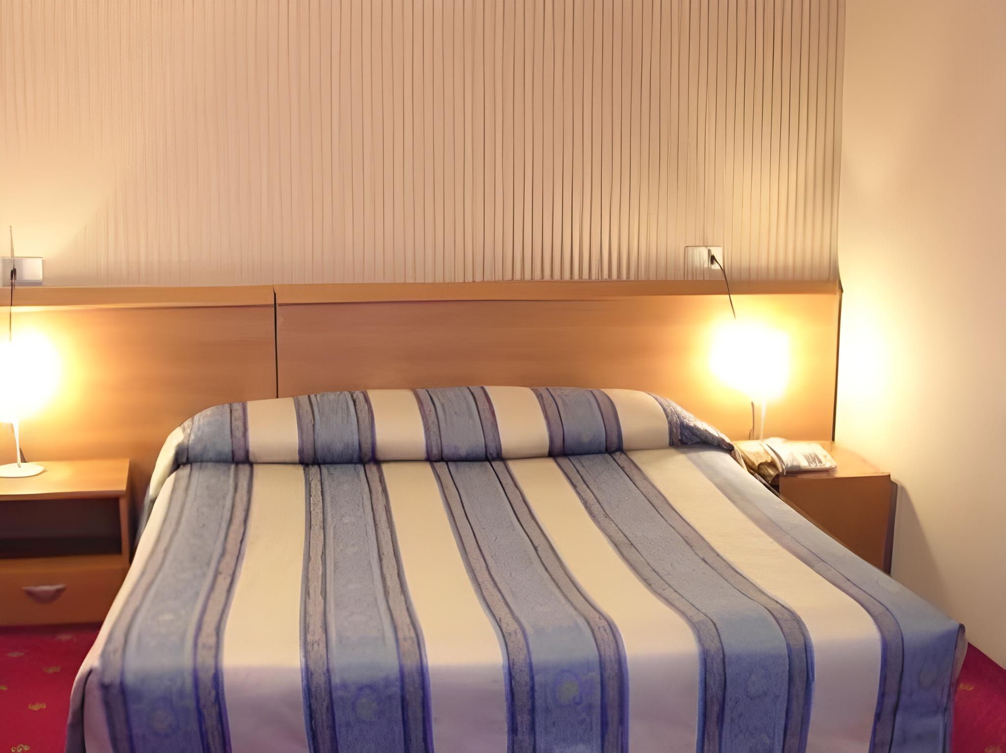 Double for Single use Room