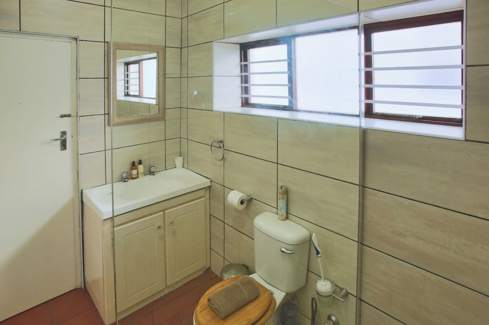 Sea Cottage 45/50