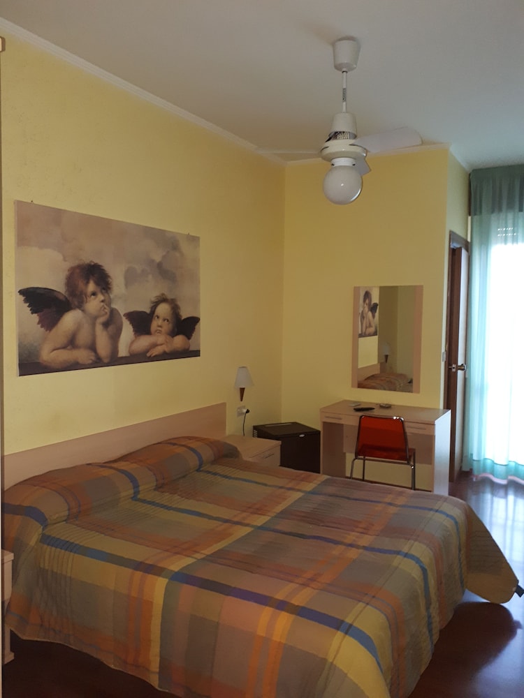 Hotel Atleti 20/50