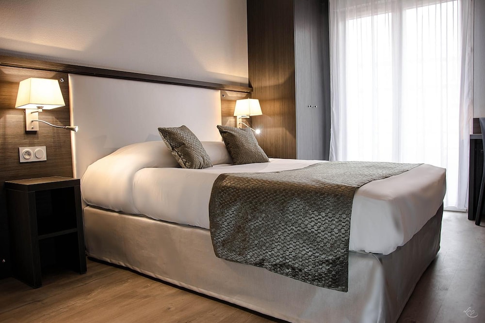 Sejours Et Affaires Aix Mirabeau 15/28