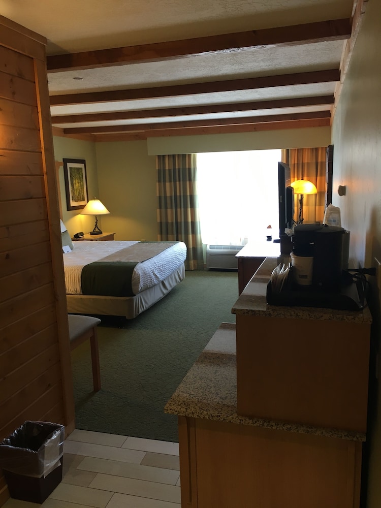 Brian Head Lodge 22/72