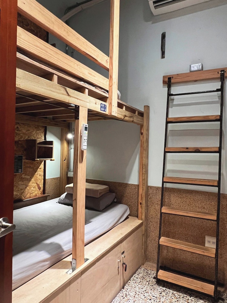 Yuan Qi Hostel 44/50