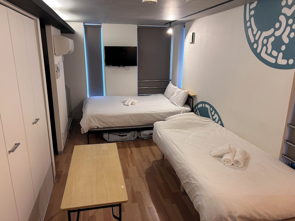 Aoca, Futon Bed, 1 Double and 1 Single Bed