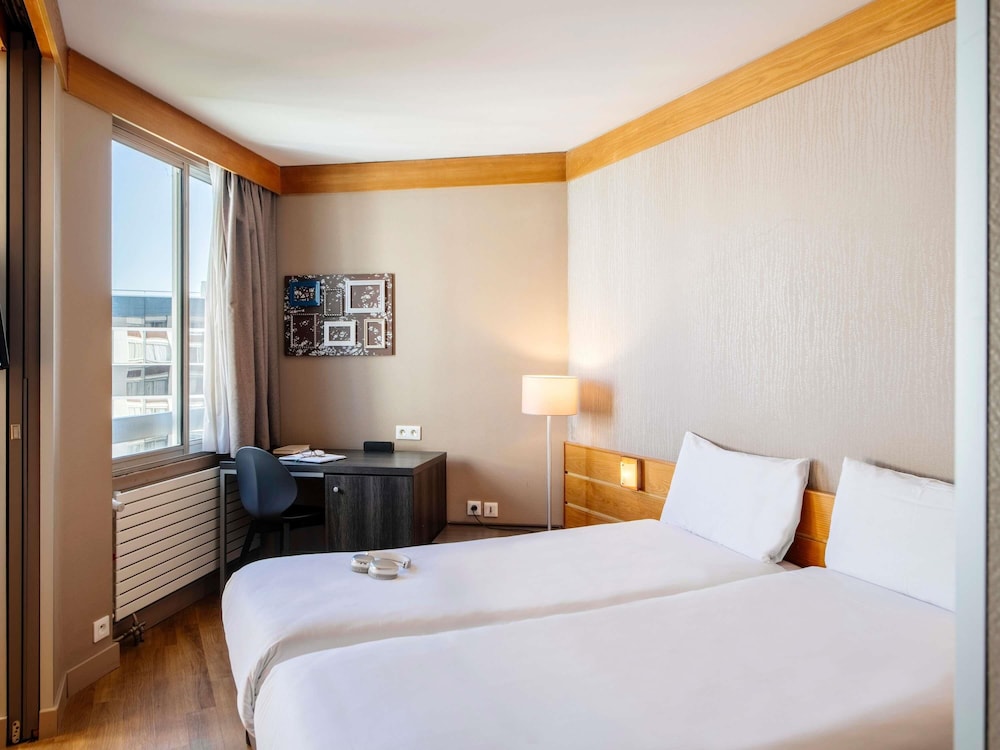 1 BEDROOM, APARTMENT