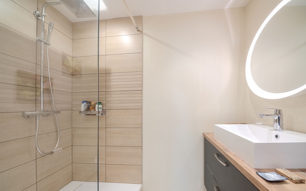 Au Coeur De Nancy Bnb 38/50