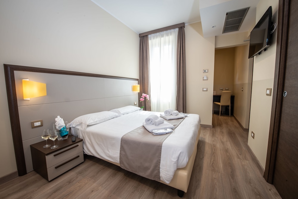 Tower, Superior, Double Bed, Balcony
