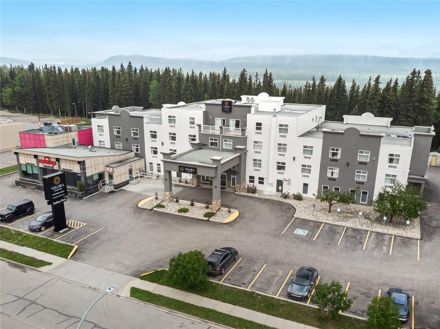Velora Hinton, an Ascend Hotel Collection 24/27