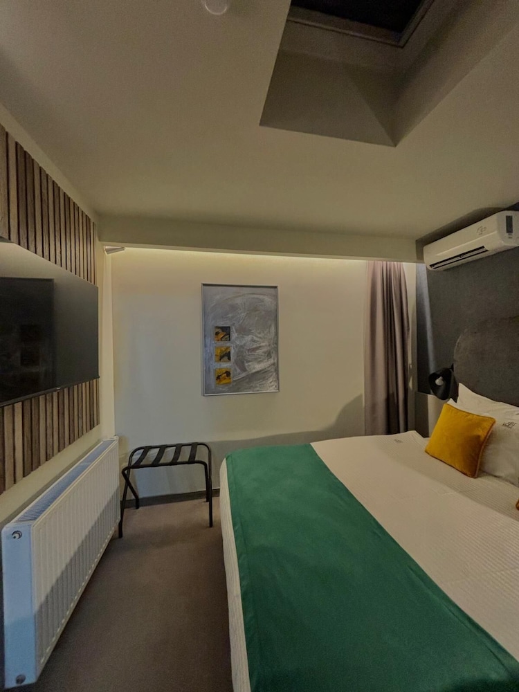 غرفة اقتصادية بسرير كينج، Artloft Hotel 2/7