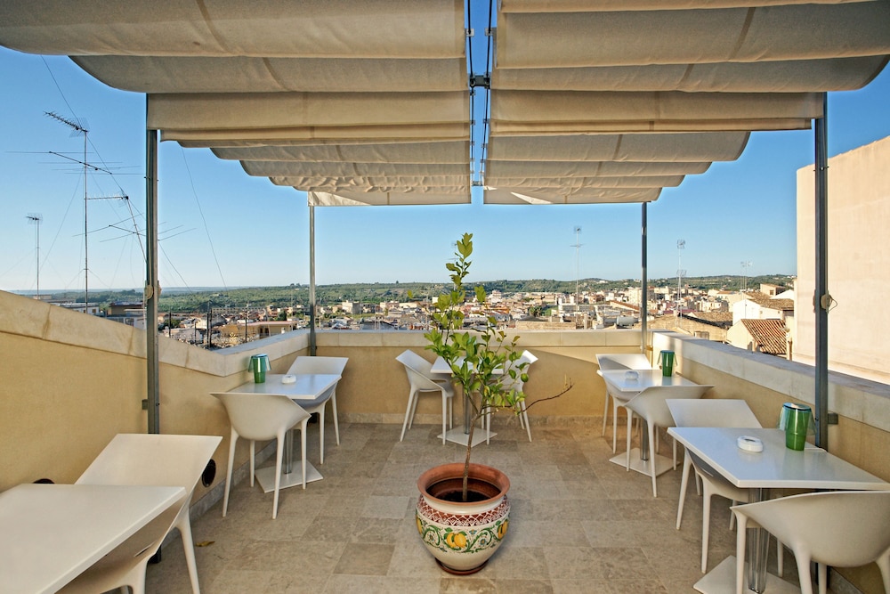 Hotel Porta Reale 34/50