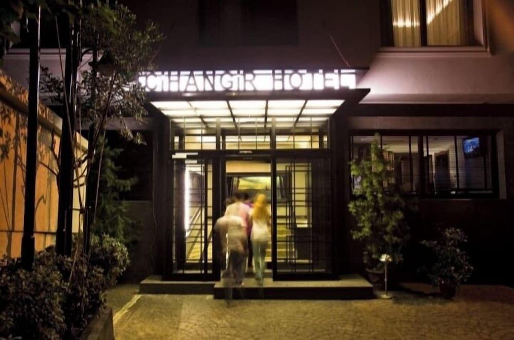 Cihangir Hotel 4/47