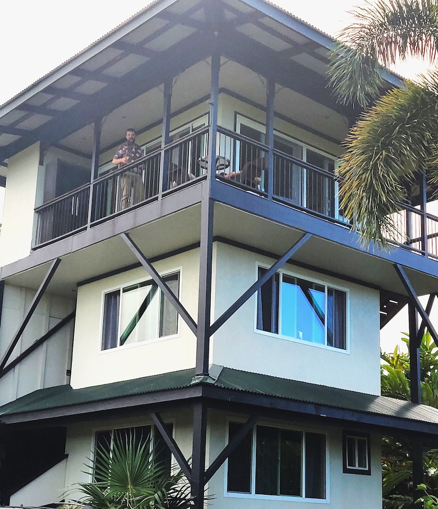 Island Goode's - Luxury Adults Only Accommodation 1/50