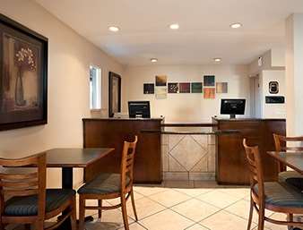 Days Inn By Wyndham Encinitas Moonlight Beach 9/46