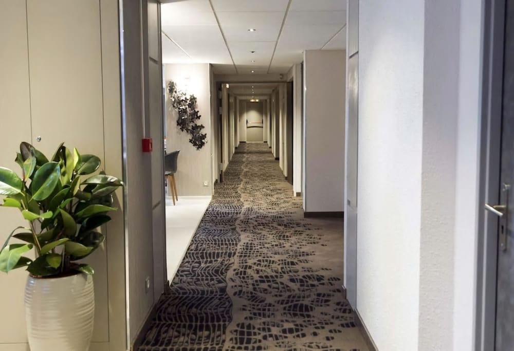 Ibis Styles Saint Quentin 11/59