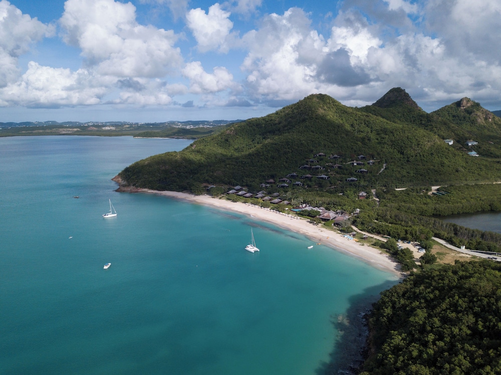 Hermitage Bay 49/55