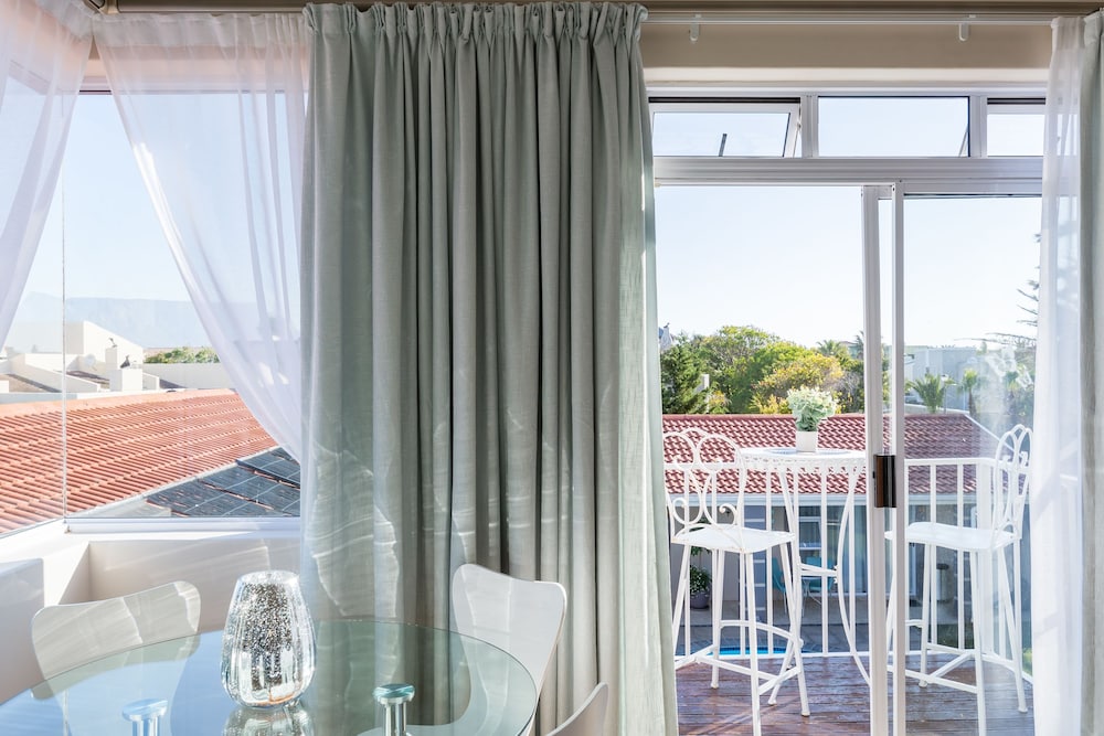 Atlantic Beach Villa 25/50