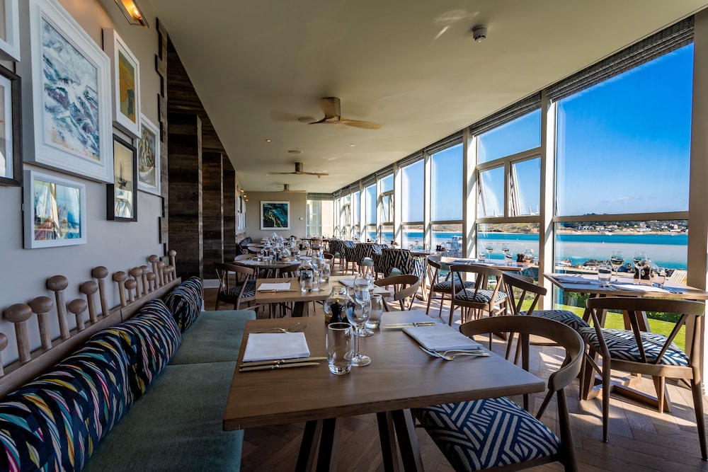 Padstow Harbour Hotel 47/64