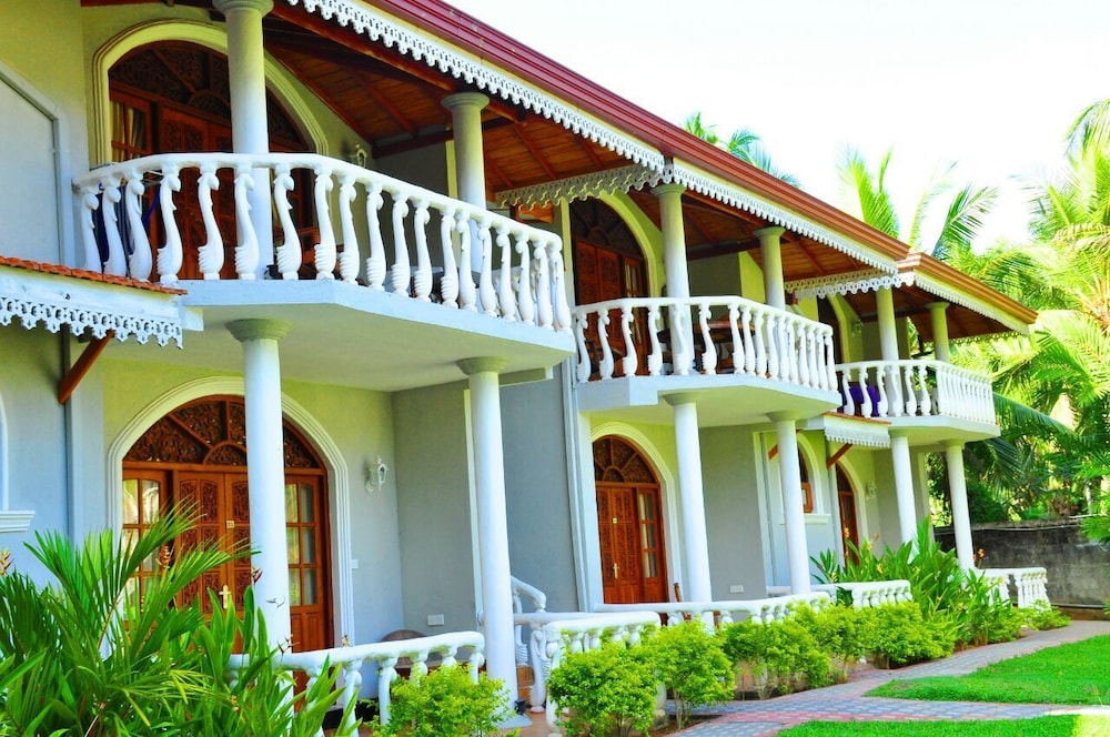 Hotel Bougainvilla 2/50