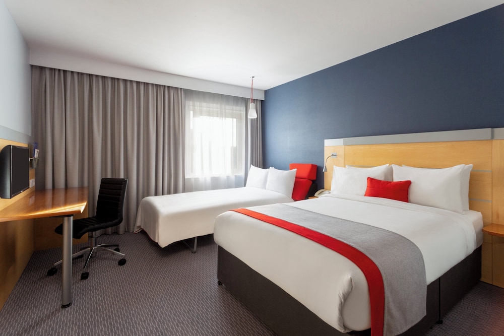 Holiday Inn Express Birmingham Redditch 18/50