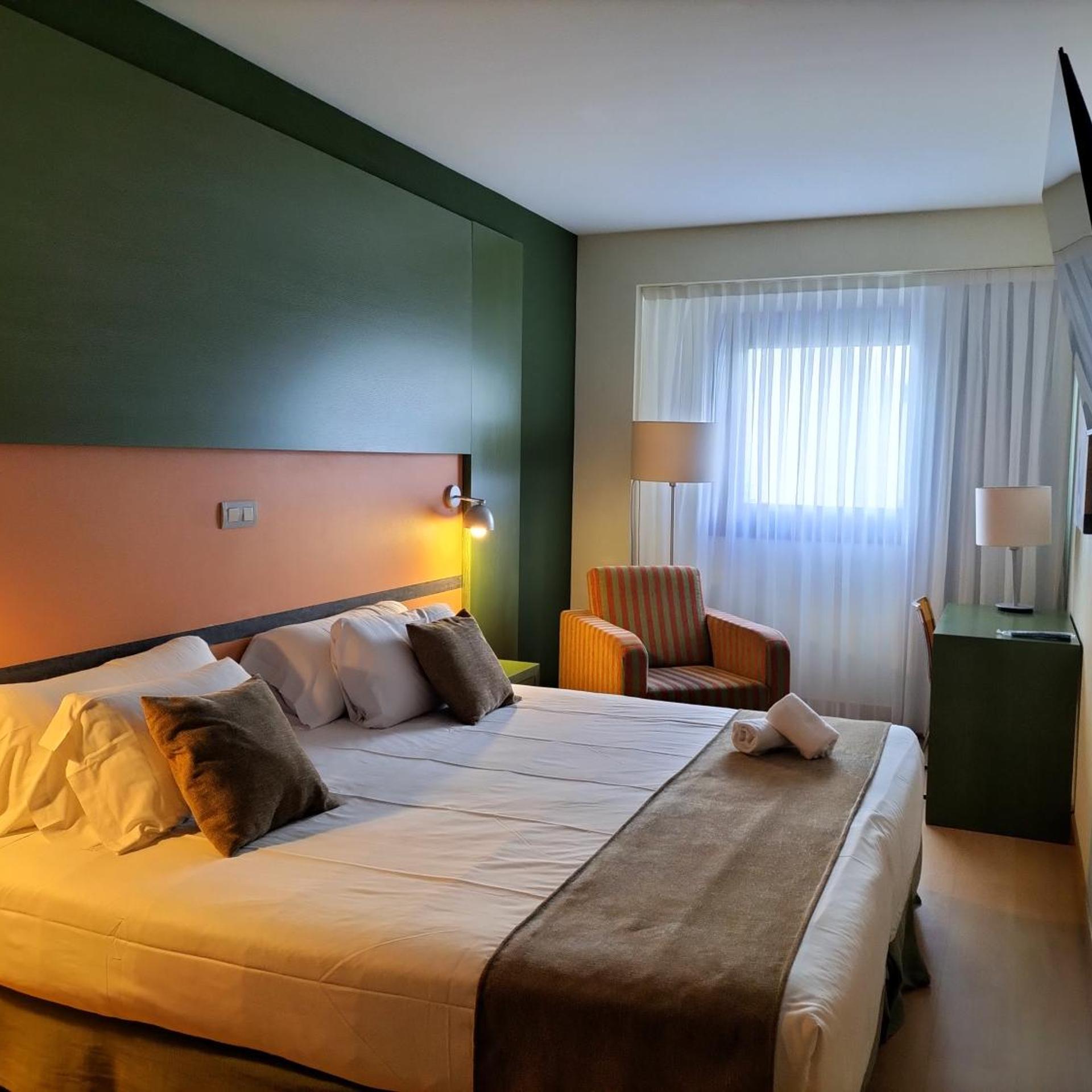 Excellence, Double or Twin Bed
