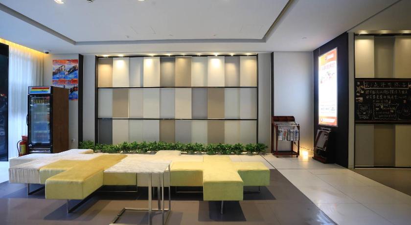 Jinjiang Inn Select (Chongqing Huangguan Escalator, Children's Hospital, Riverview) 35/54