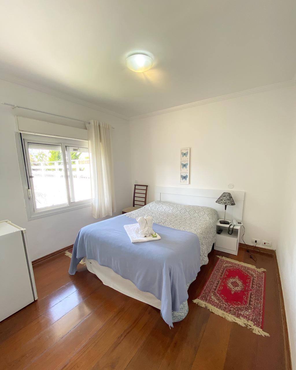 Suite, Double Bed, Side View