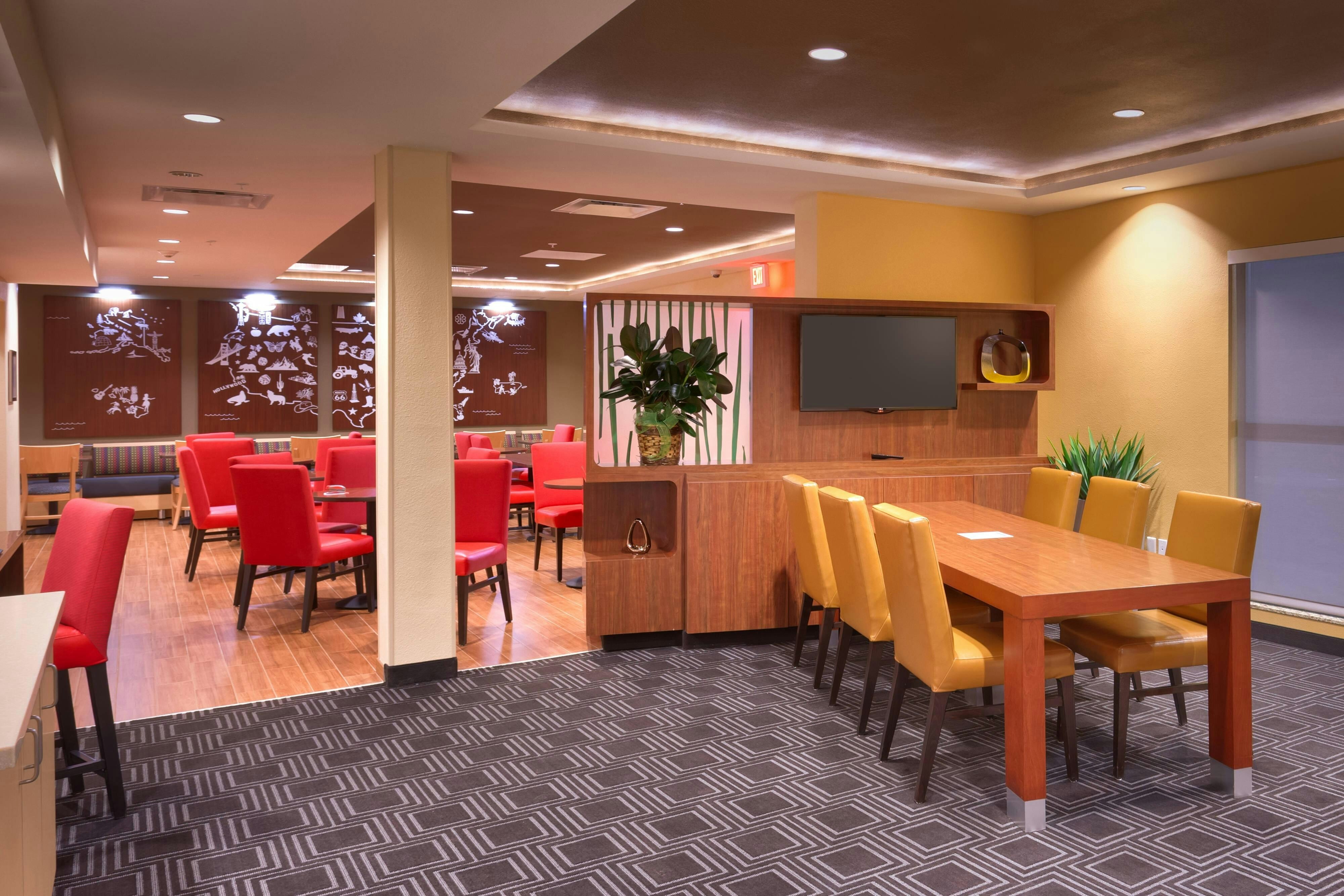 Towneplace Suites By Marriott Dickinson 34/47