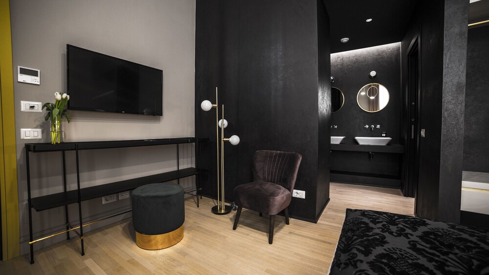 SuiteLife Trevi 24/64