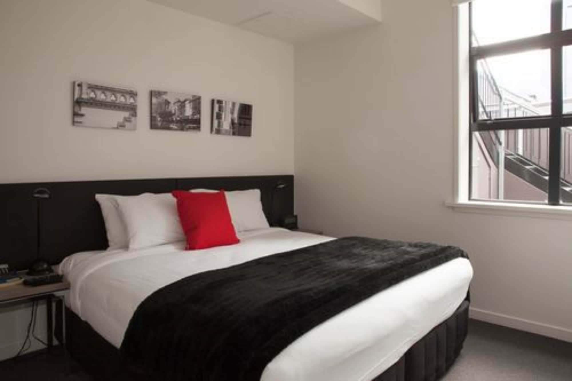 1 BEDROOM, DELUXE, APARTMENT