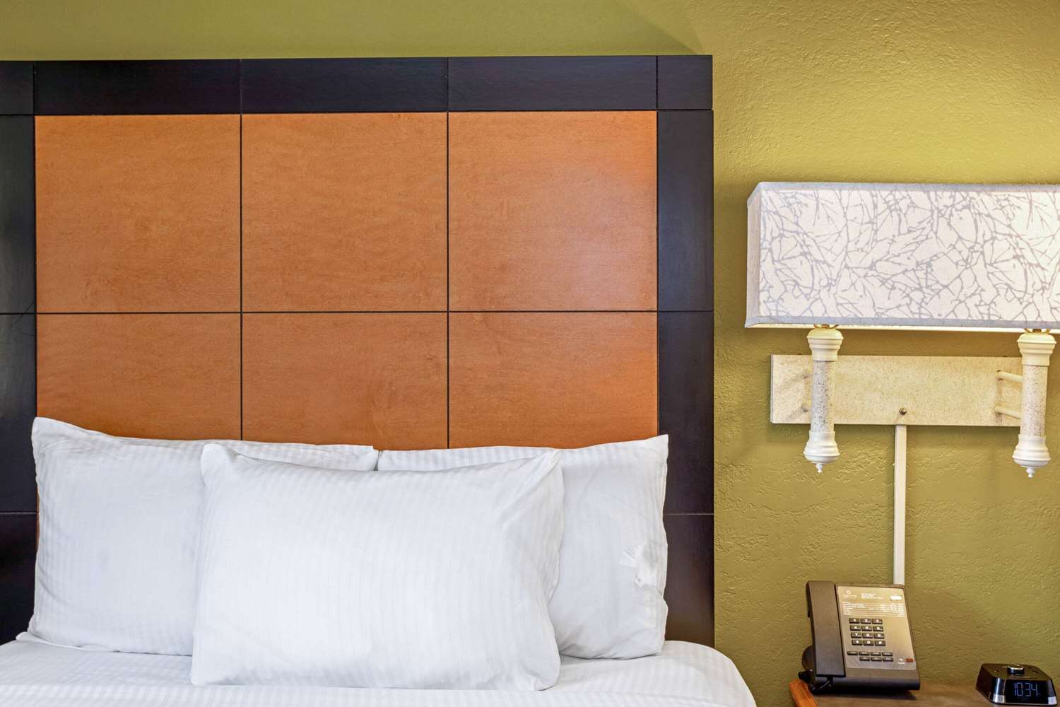 La Quinta Inn by Wyndham Orlando Airport West 21/40