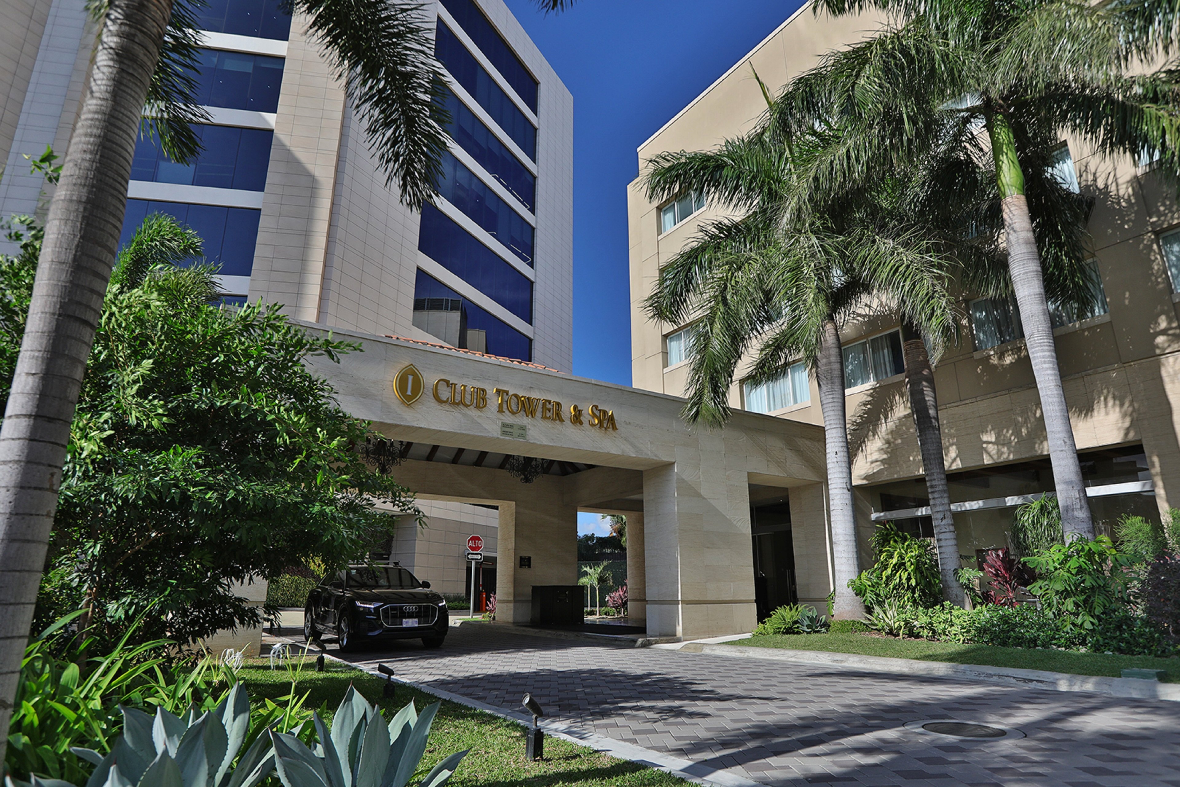 InterContinental Costa Rica at Multiplaza Mall, an IHG Hotel 77/84