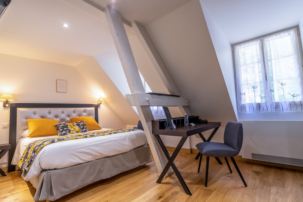 Beau Site Notre Dame 3/37