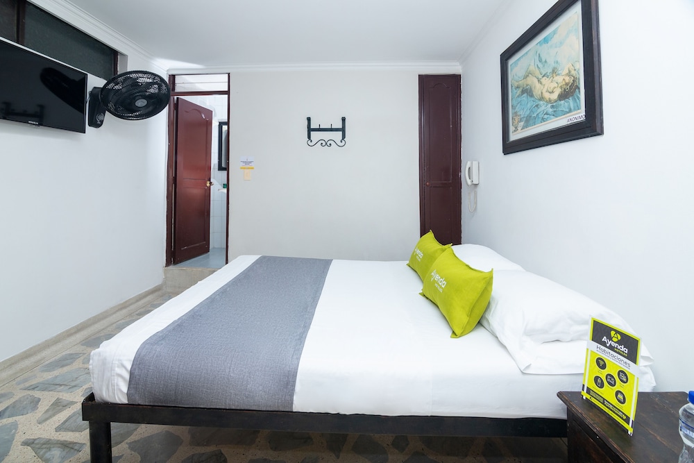 Hotel Ayenda Calypso 1142 6/34