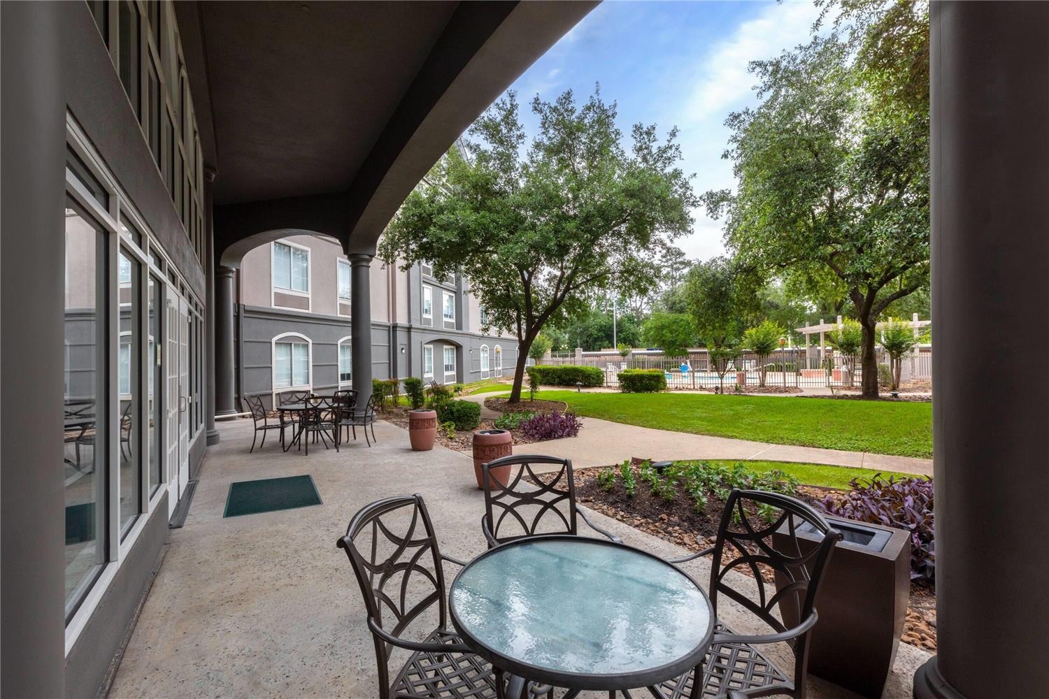 La Quinta Inn & Suites by Wyndham Houston Bush IAH South 45/46