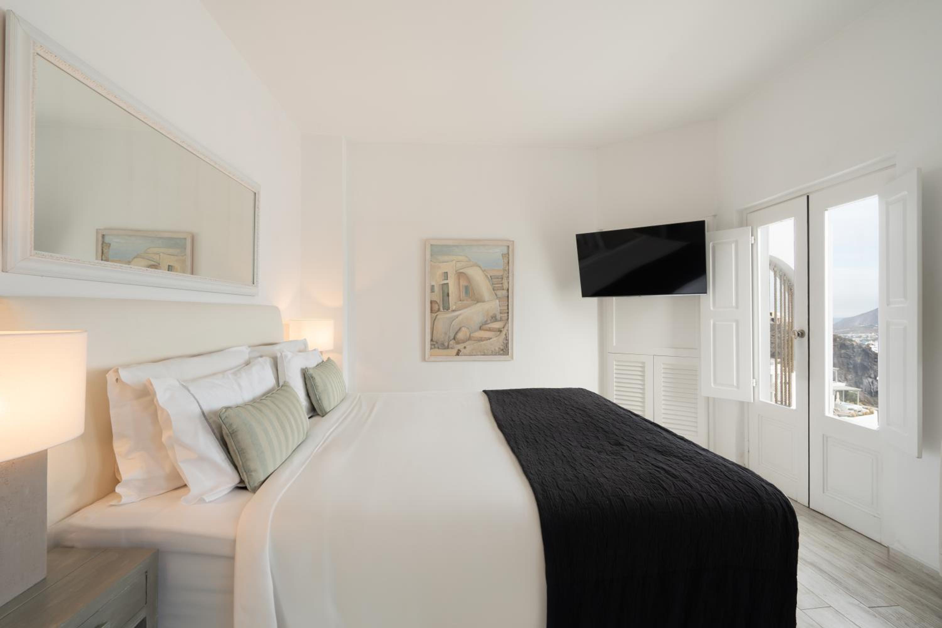 Double Bed, Panoramic Caldera View