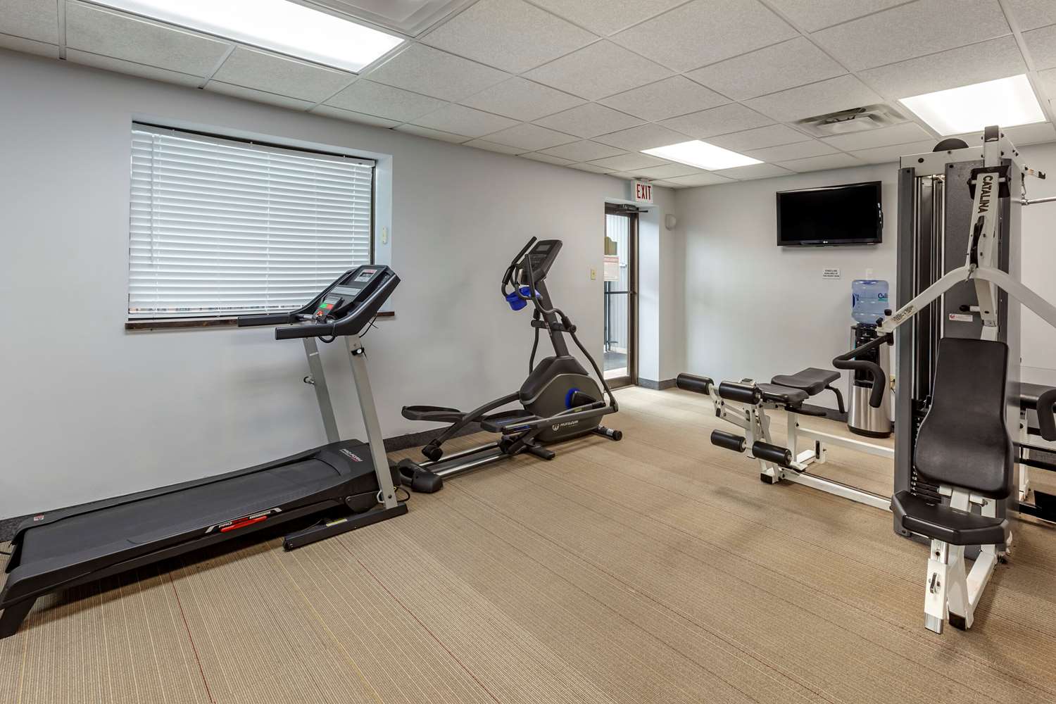 Quality Inn & Conference Centre Midland 33/54