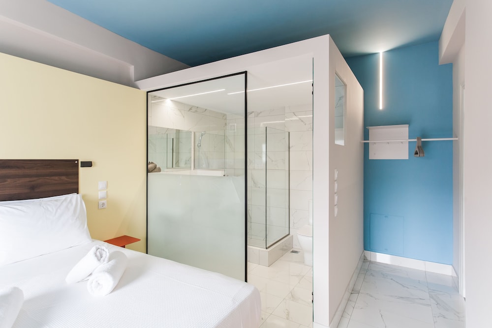 Greece U Around Athens Thissio Suites 8/50