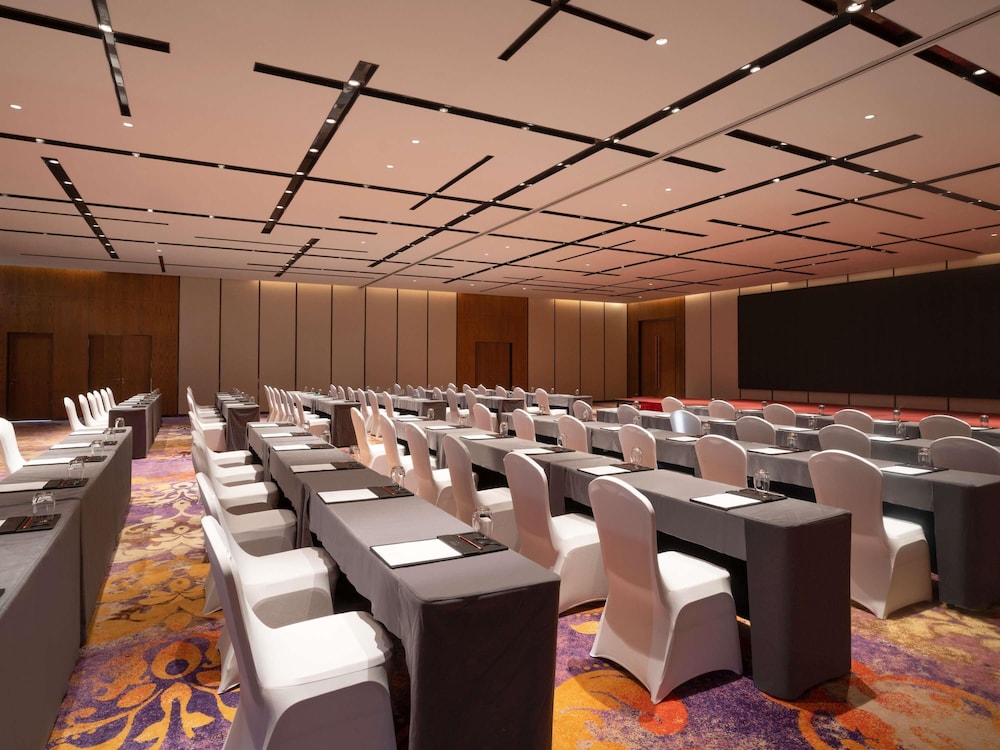 Novotel Zhengzhou Airport 65/68
