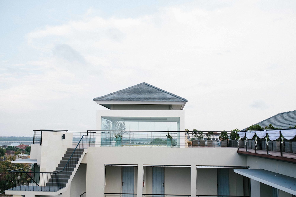 Mahogany Boutique Hotel 3/50